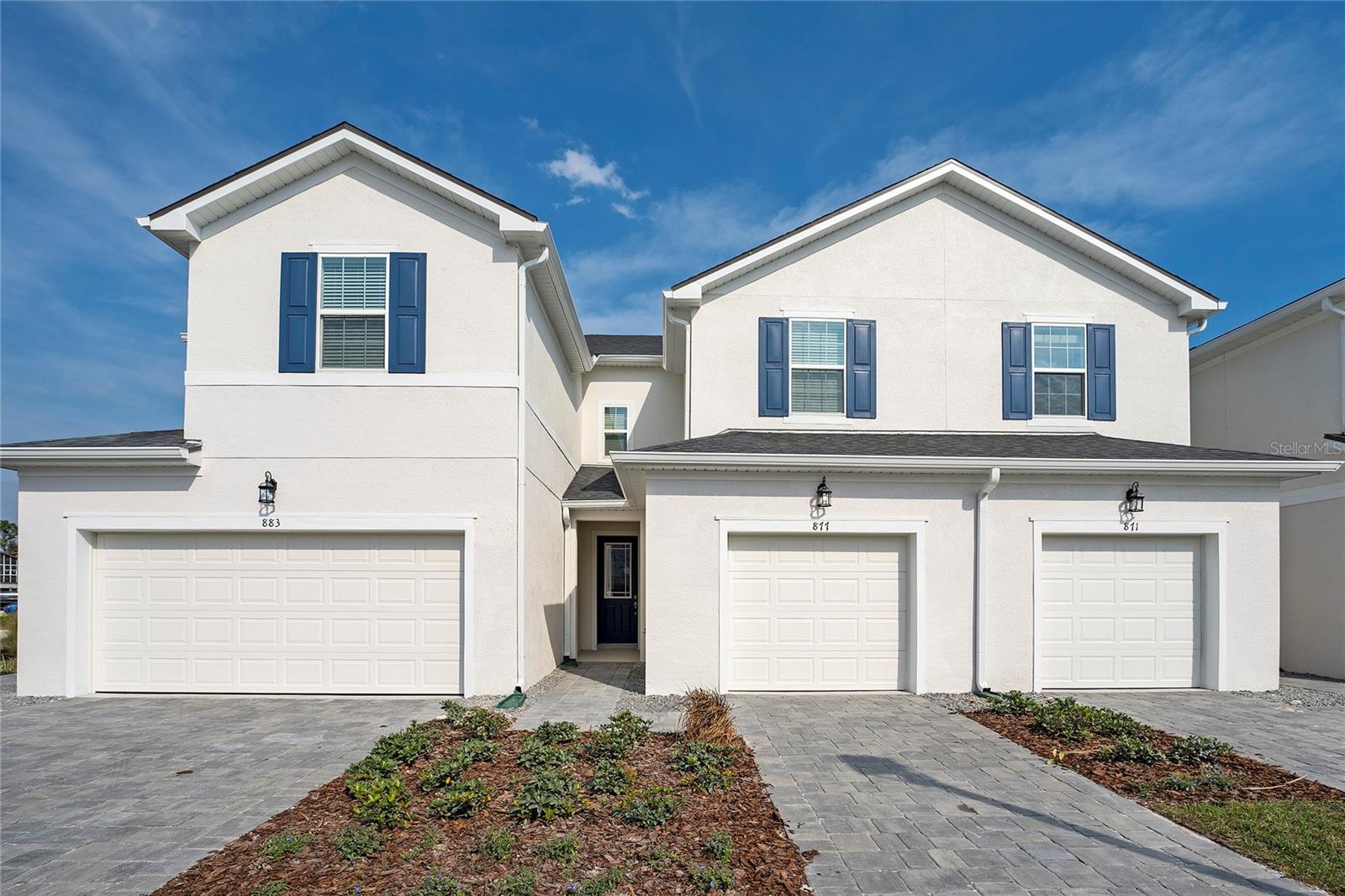 Discover this fantastic townhome in the Spring Isles Palms community, situated in the sought-after AVALON PARK neighborhood. This brand-new residence features an airy layout with 3 bedrooms, 2 full baths, and 1 half bath, perfect for modern living. It's a chance to be the first occupant of this home, which boasts a fresh kitchen with new stainless-steel appliances, along with a laundry room equipped with a new washer and dryer. Enjoy the convenience of living close to both Downtown Avalon Park and Waterford Lakes Town Center, offering a plethora of shopping and dining options. Plus, benefit from access to top-rated schools known by their high academic standards.