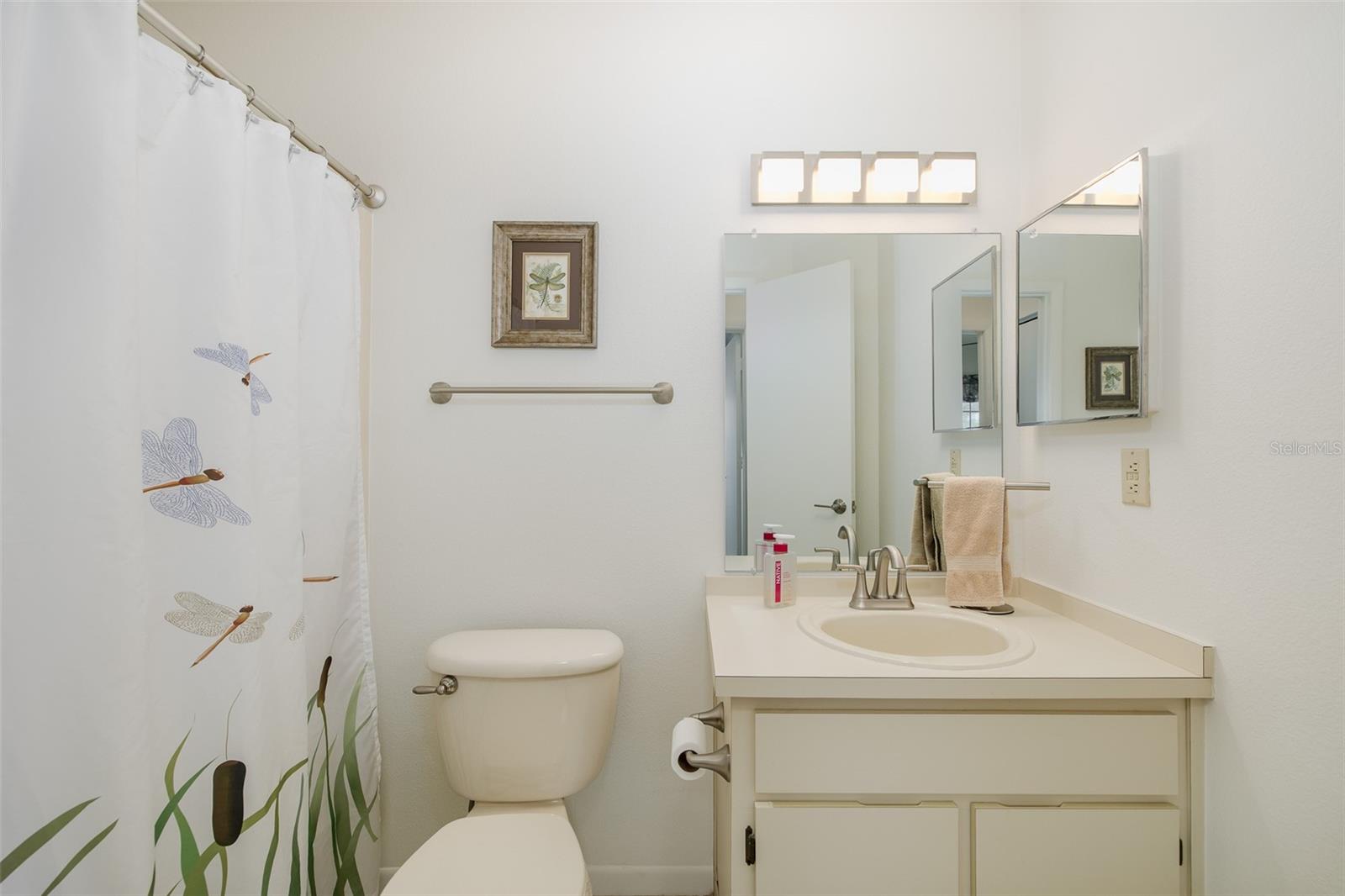 SUNNYBROOK CONDO 01 - Residential