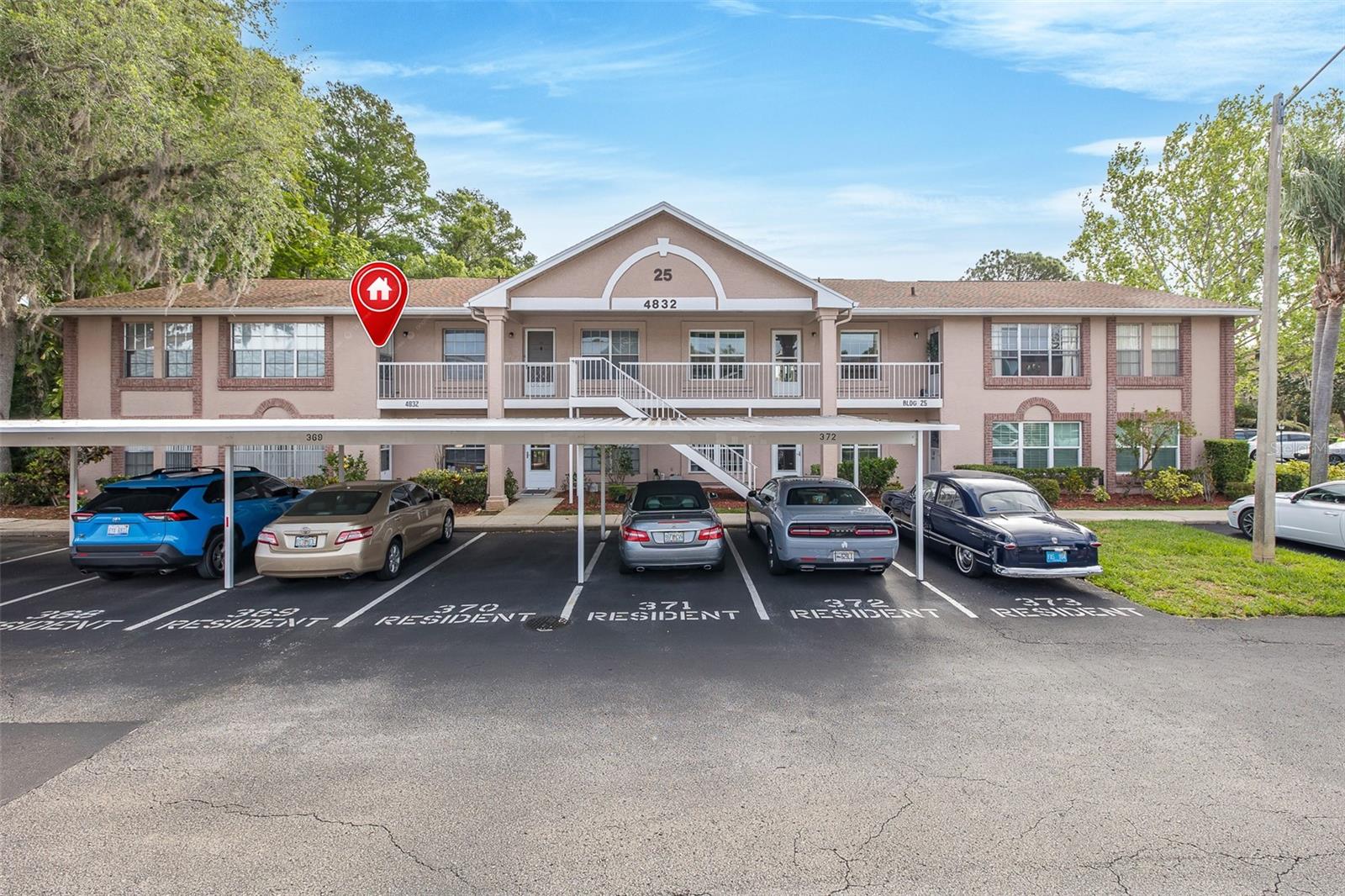 SUNNYBROOK CONDO 01 - Residential