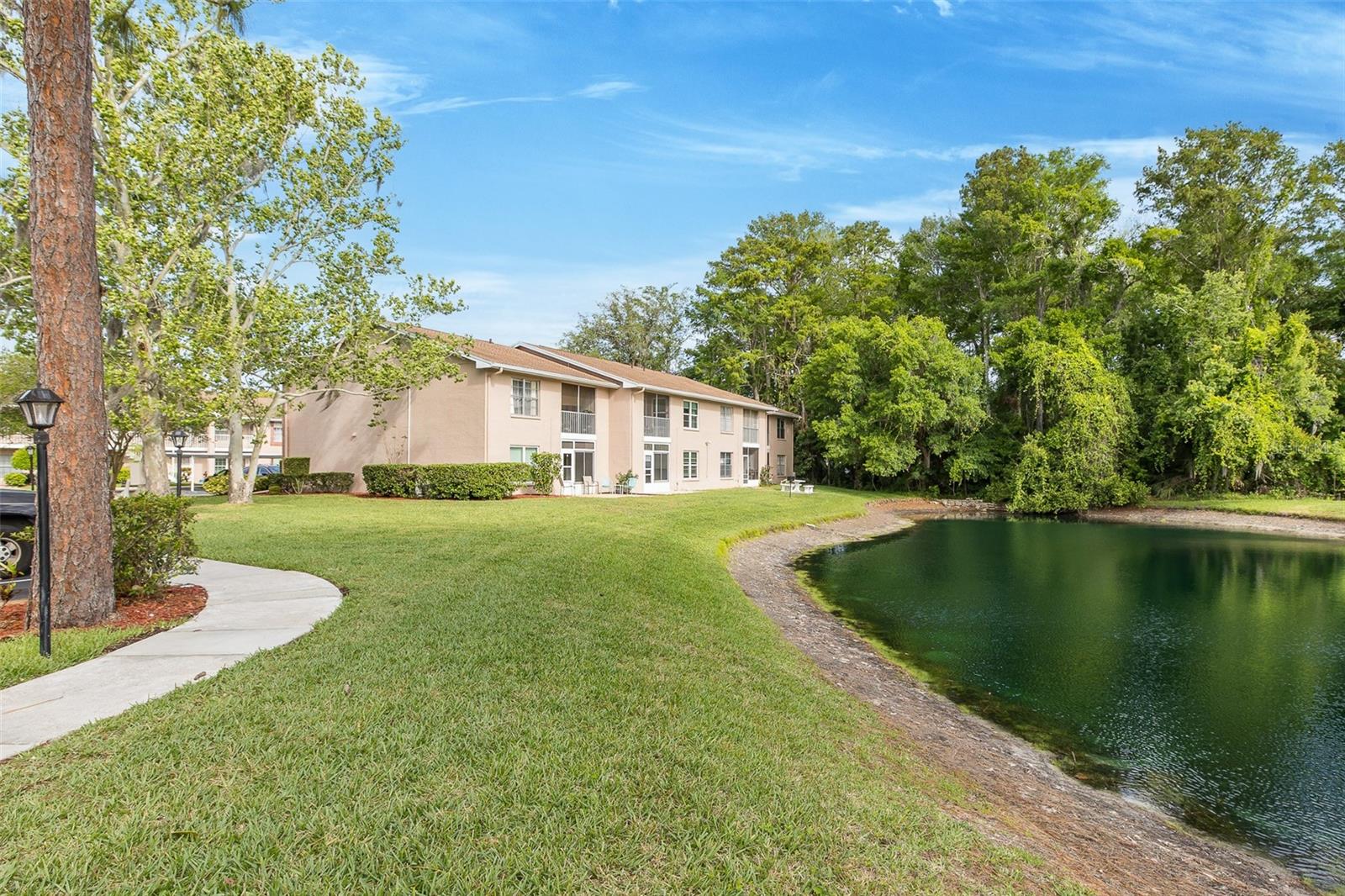 SUNNYBROOK CONDO 01 - Residential