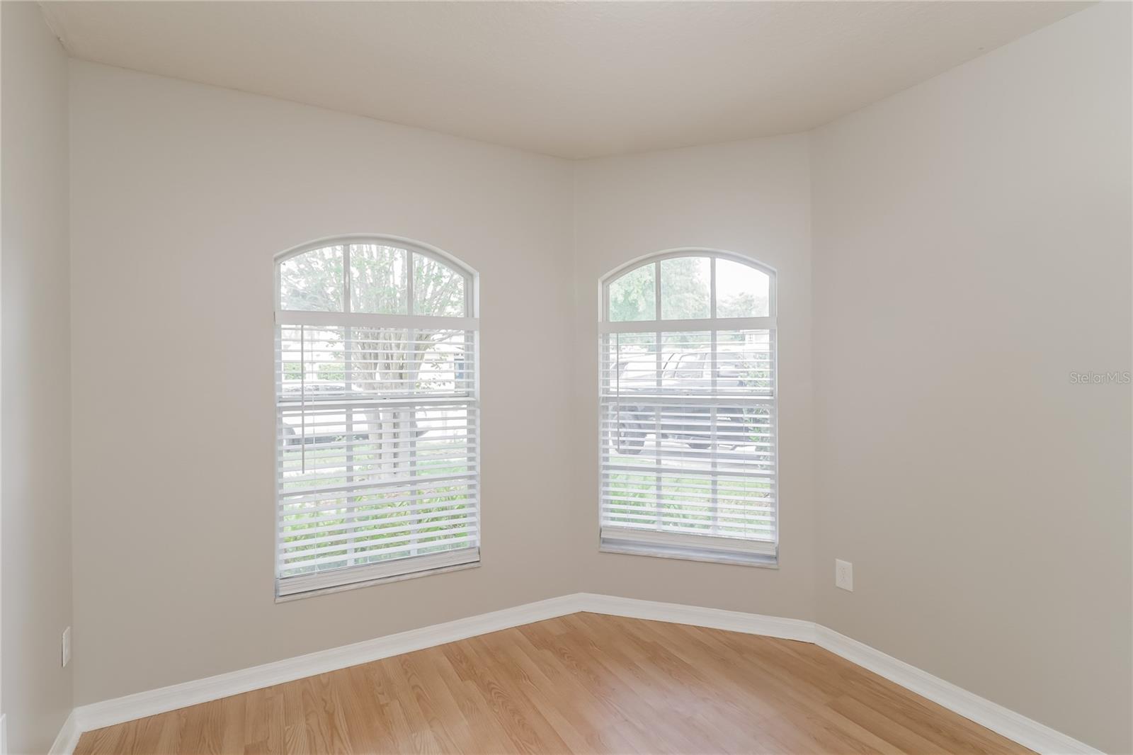 21034 GREEN WING COURT