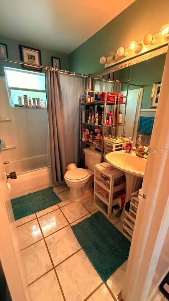 WOODBERY ESTATES FIRST ADDITIO - Residential