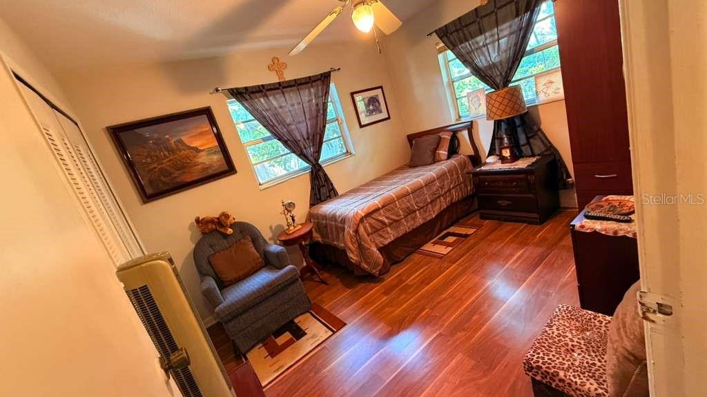 WOODBERY ESTATES FIRST ADDITIO - Residential