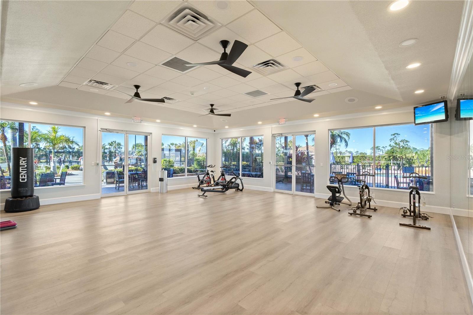 HERON CREEK GOLF AND COUNTRY CLUB - Residential