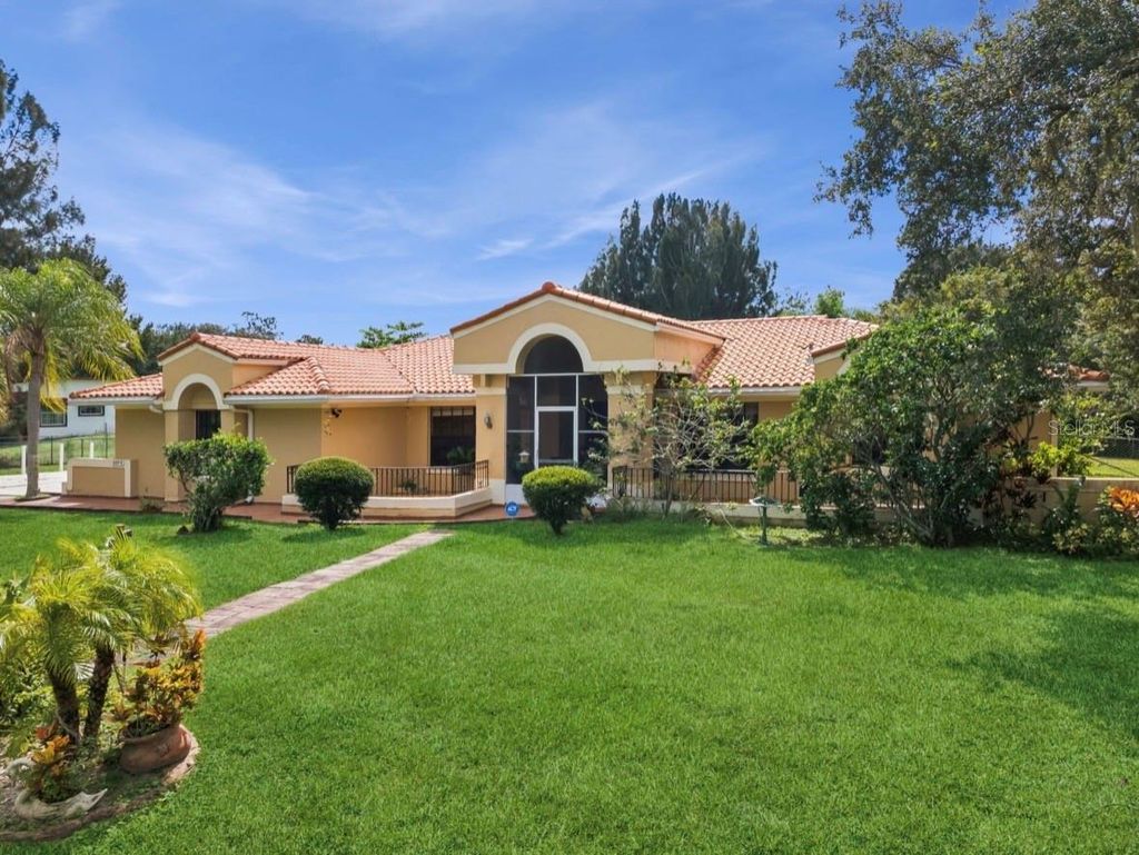 Photo of 3054 S Stewart Boulevard, Kissimmee, FL 34746 (MLS # O6354161)