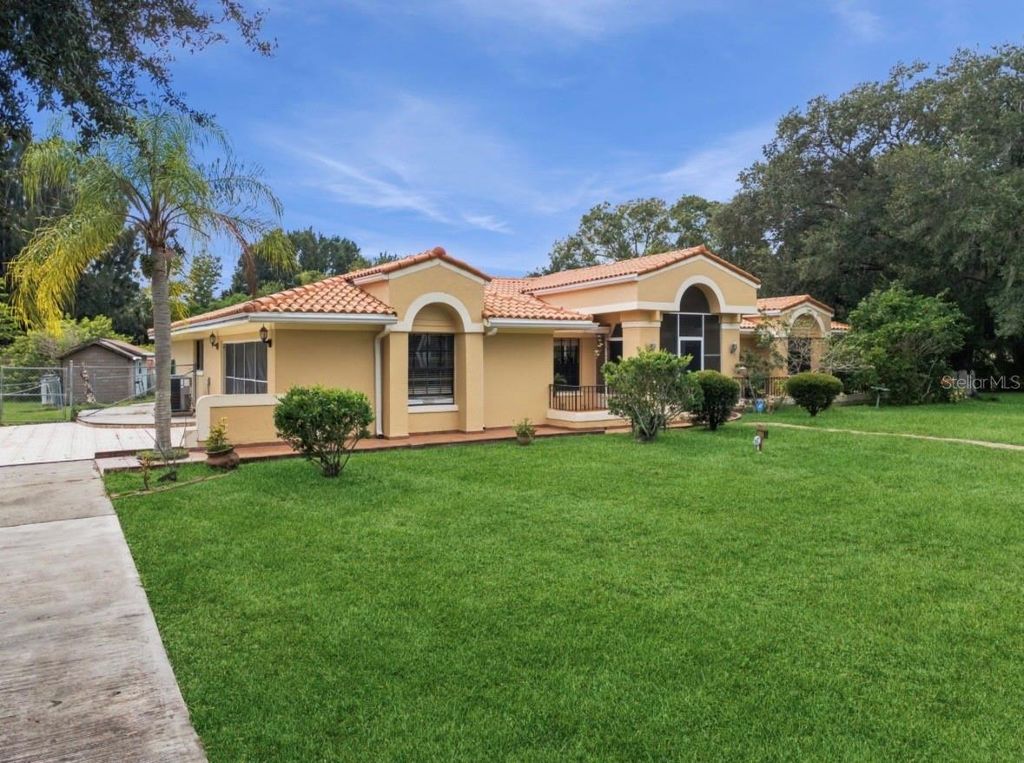 Photo of 3054 S Stewart Boulevard, Kissimmee, FL 34746 (MLS # O6354161)