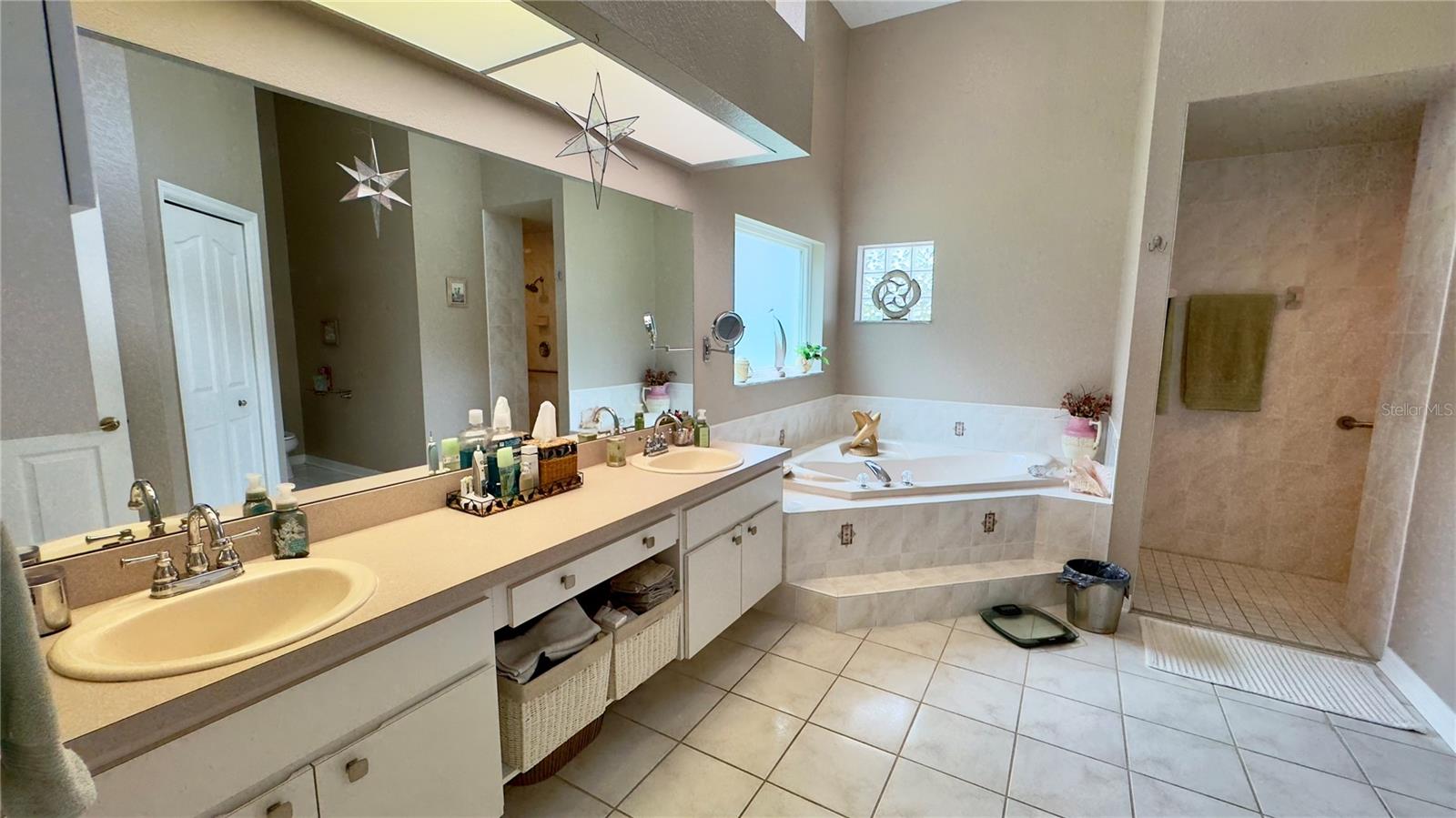 PINE RIDGE UNIT 01 - Residential