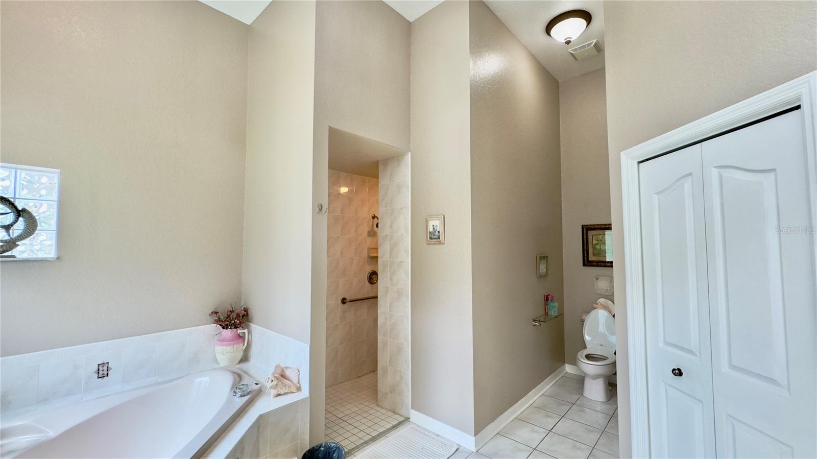 PINE RIDGE UNIT 01 - Residential