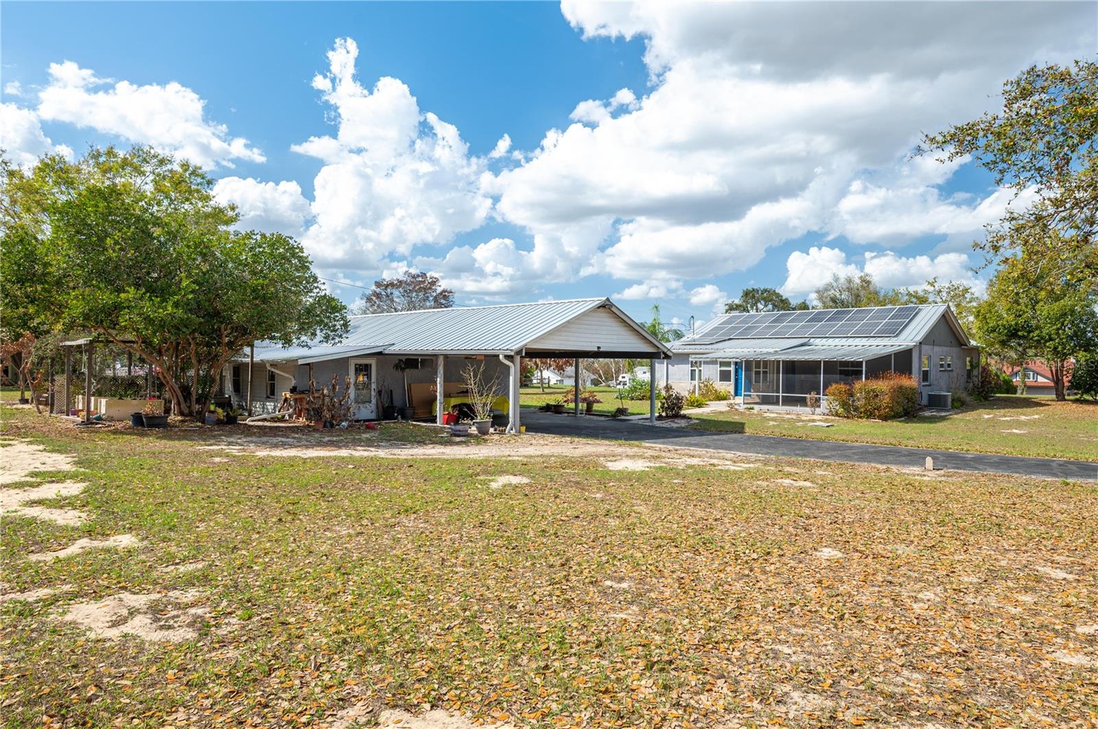 LAKESIDE - Residential