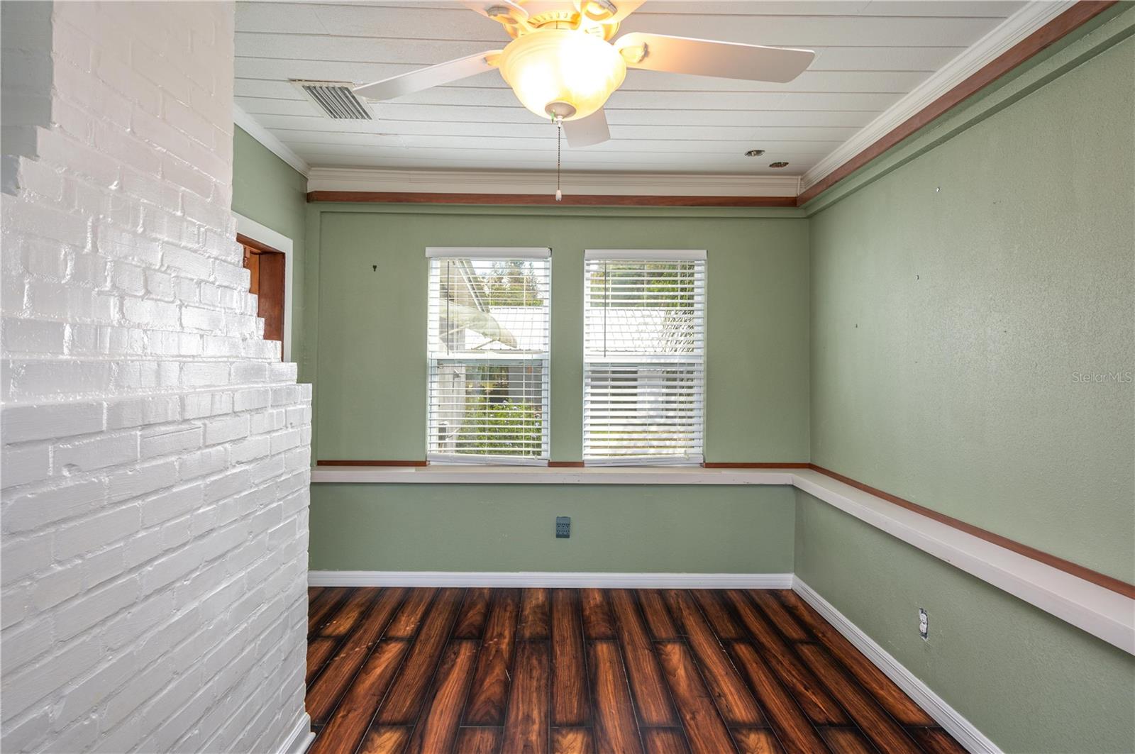 LAKESIDE - Residential