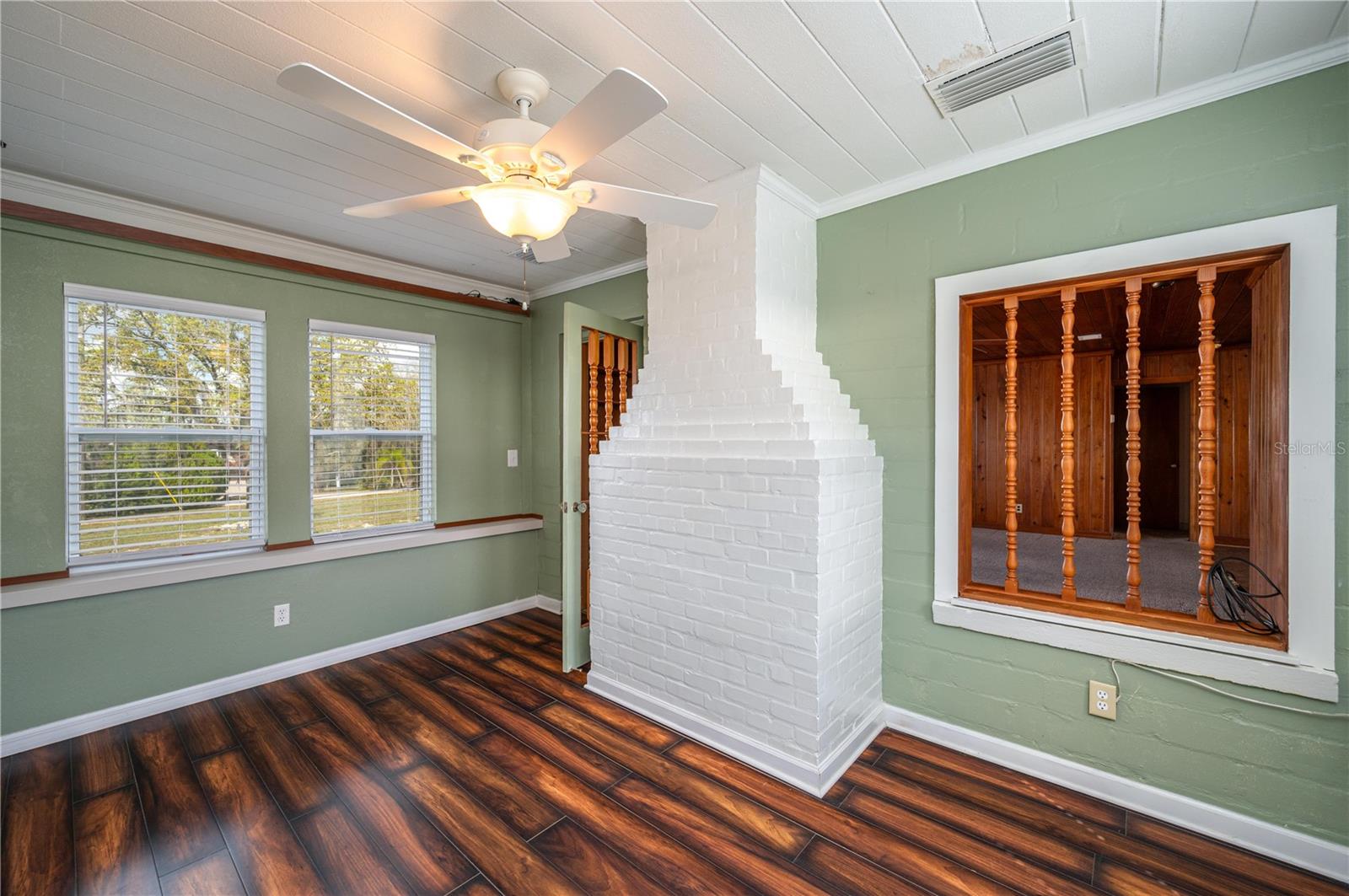 LAKESIDE - Residential