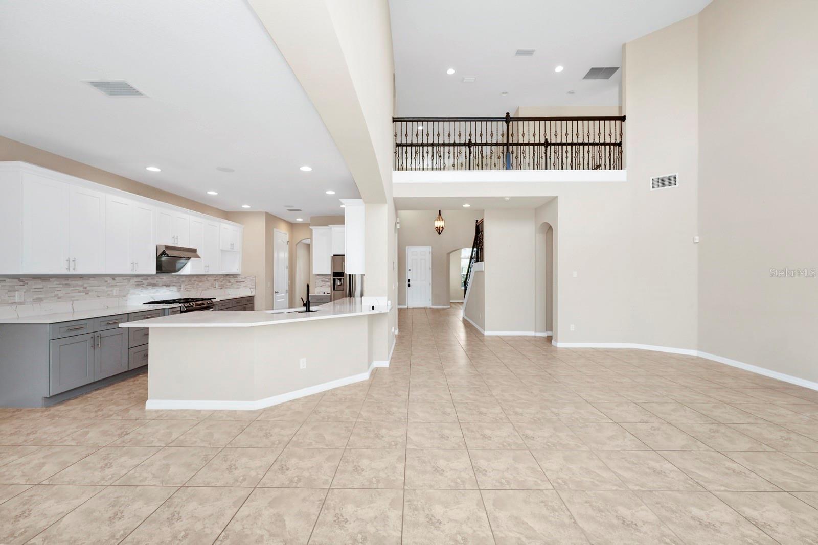 15558 SANDFIELD LOOP