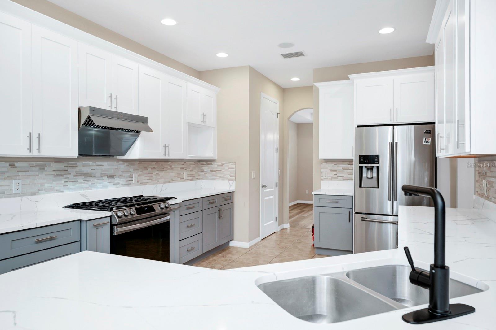 RESERVE/CARRIAGE POINTE PH 1 - Residential