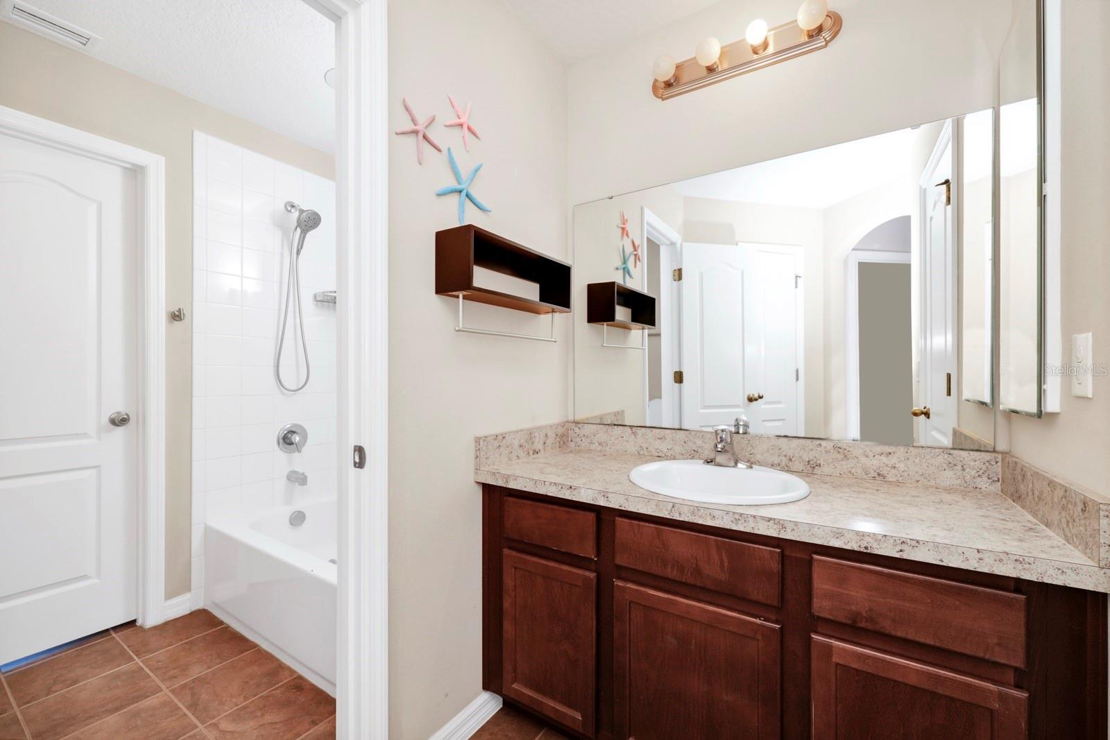 RESERVE/CARRIAGE POINTE PH 1 - Residential