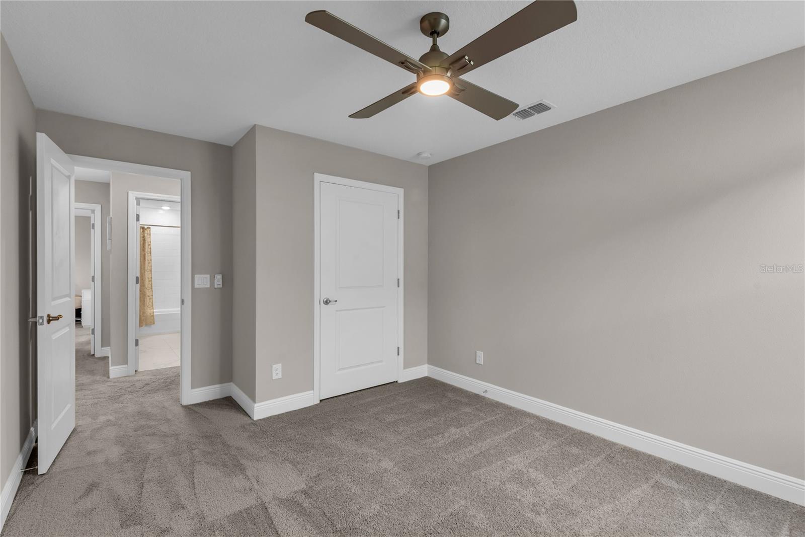 GLEN AT WEST HAVEN - Residential