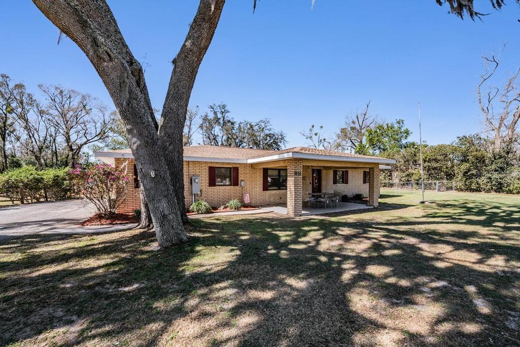 FLORIDA RANCH ACRES - Residential