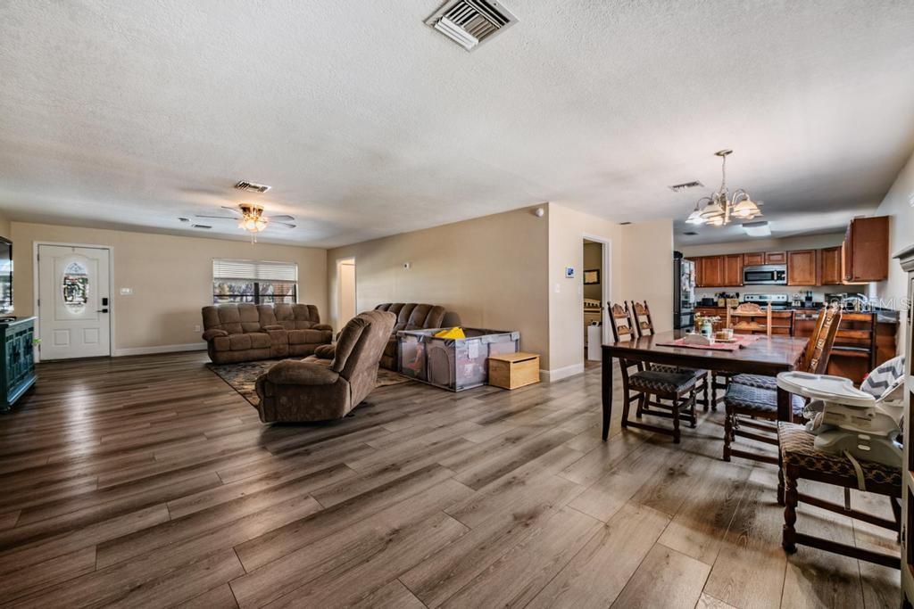 FLORIDA RANCH ACRES - Residential