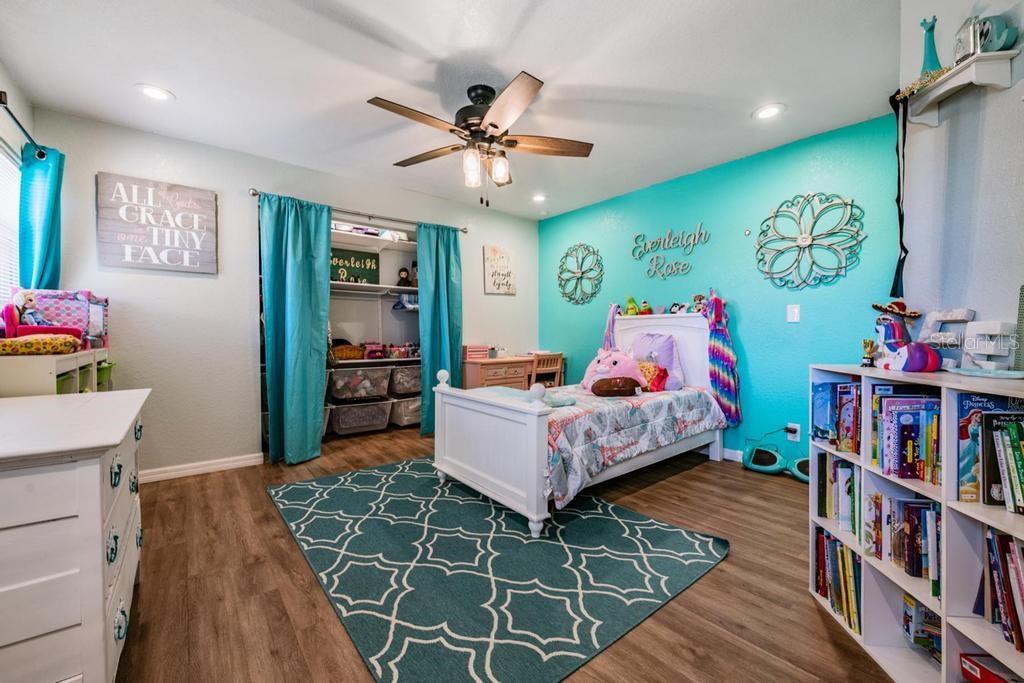 FLORIDA RANCH ACRES - Residential