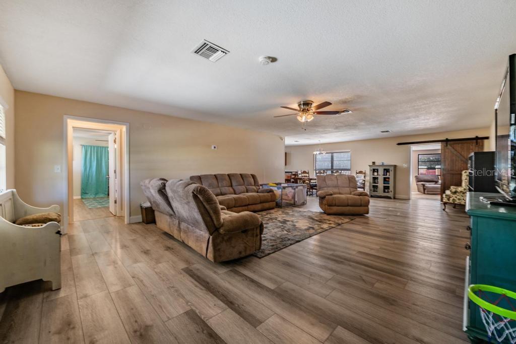 FLORIDA RANCH ACRES - Residential