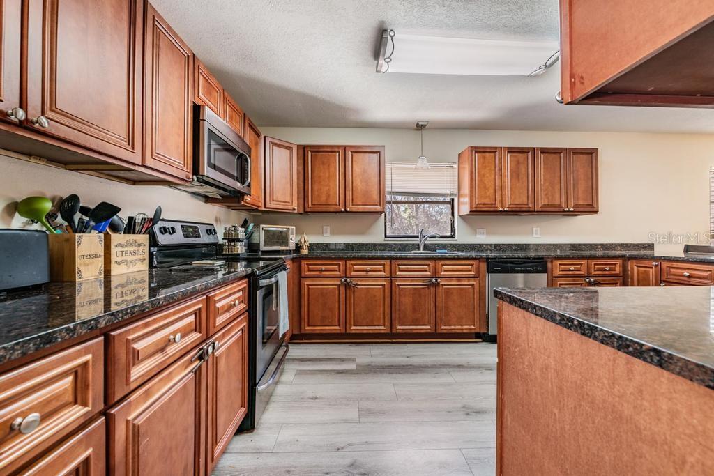 FLORIDA RANCH ACRES - Residential