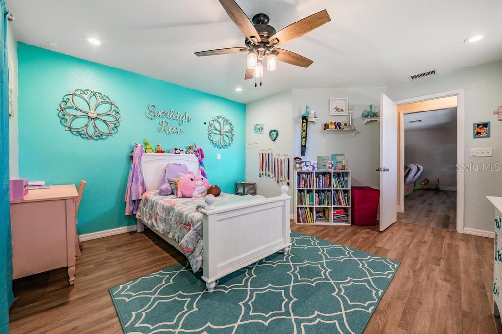 FLORIDA RANCH ACRES - Residential