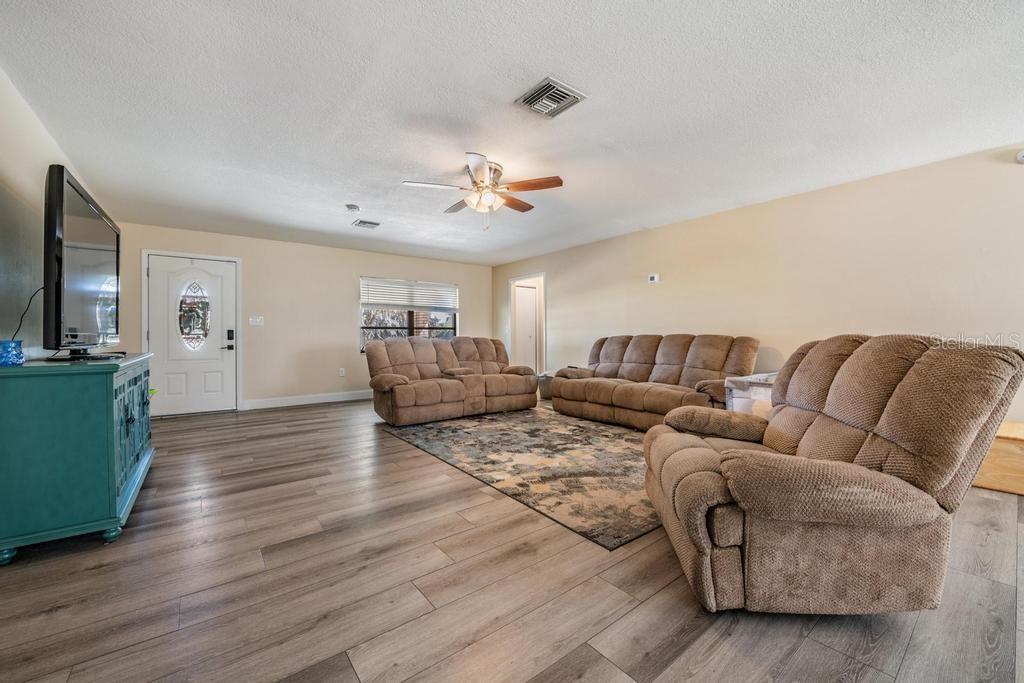 FLORIDA RANCH ACRES - Residential