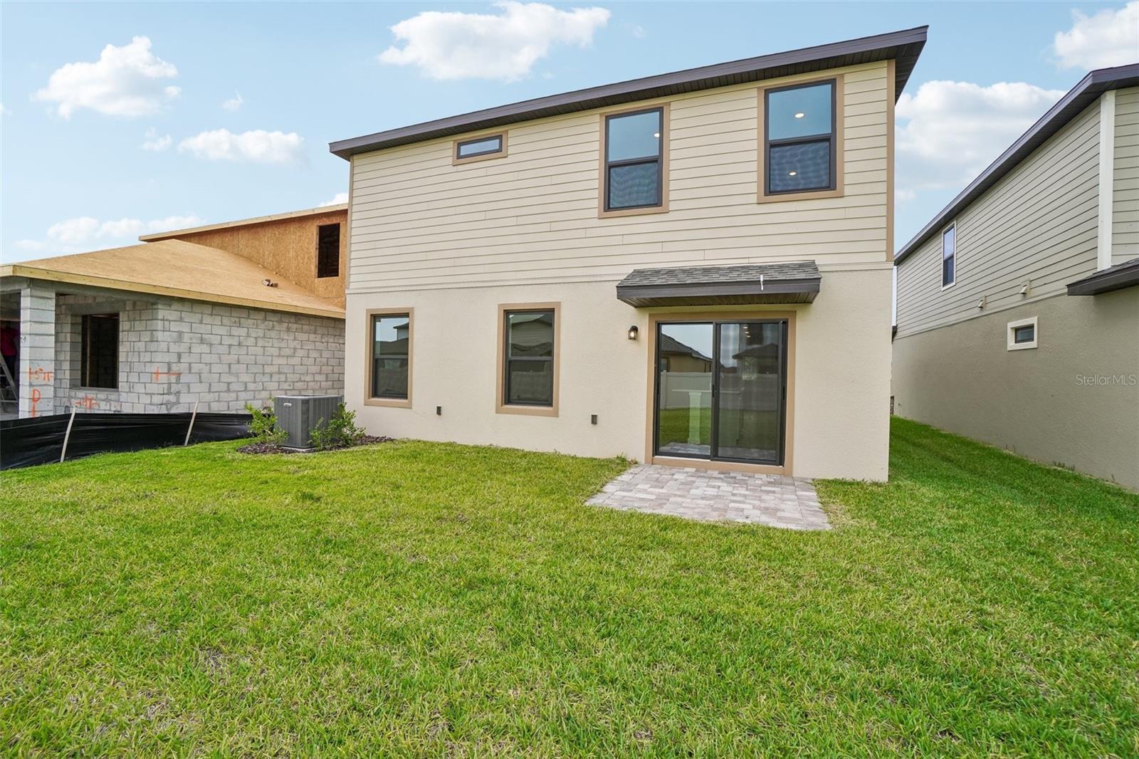 GRASSLANDS WEST - Residential