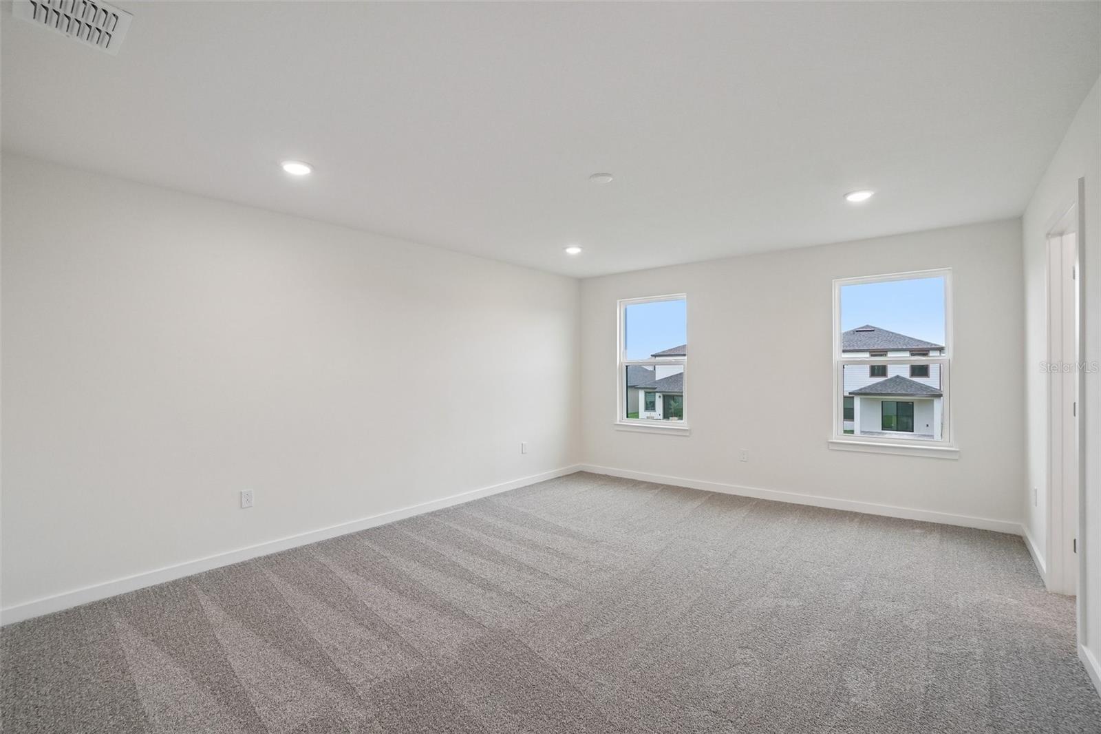 GRASSLANDS WEST - Residential