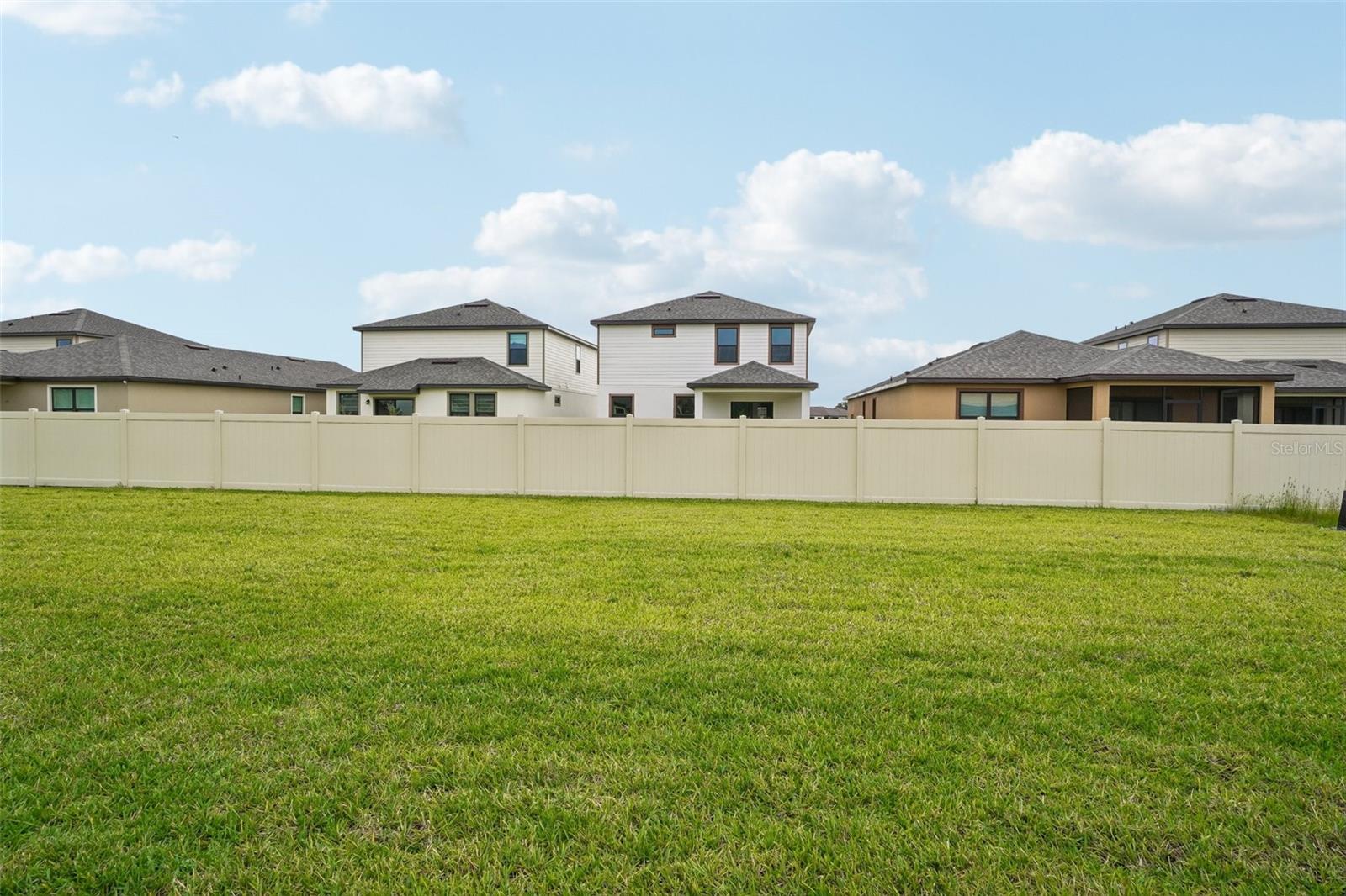 GRASSLANDS WEST - Residential