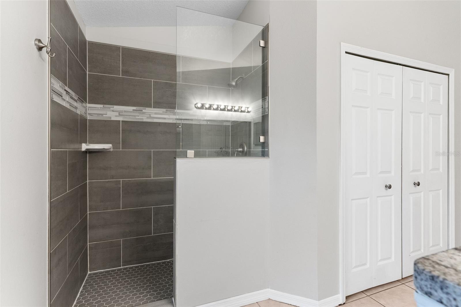 DUNBRIDGE - Residential