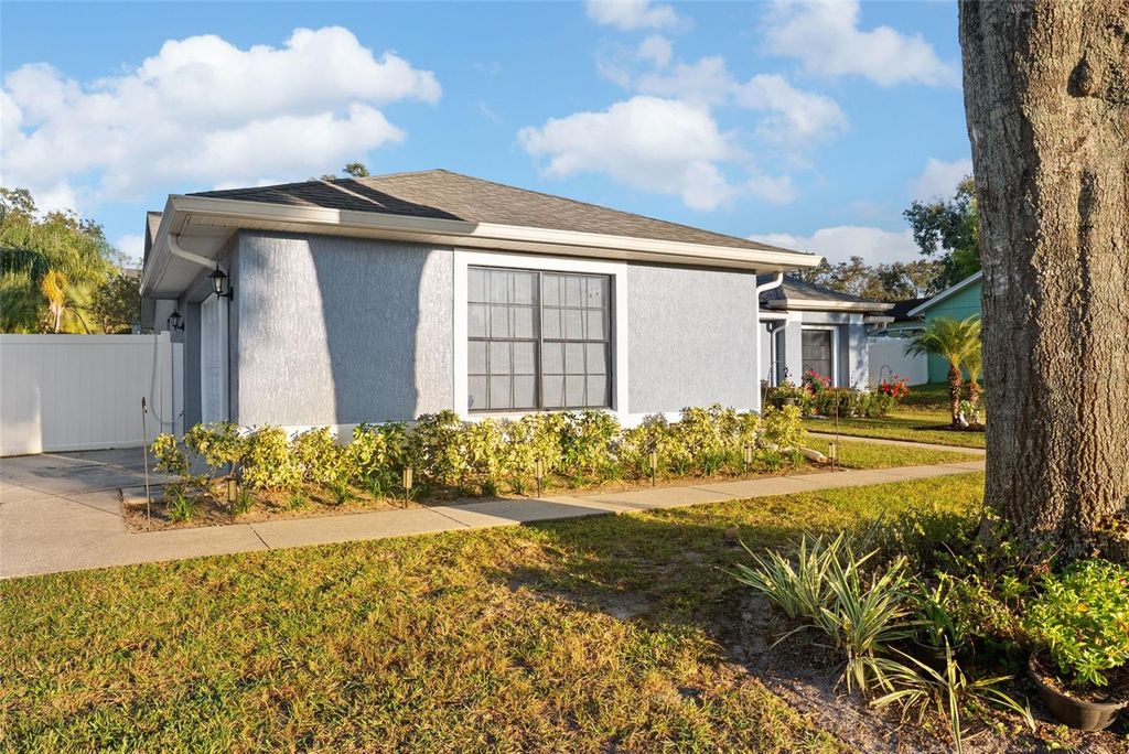 Photo of 1921 Burberry Street, Apopka, FL 32703 (MLS # O6353122)
