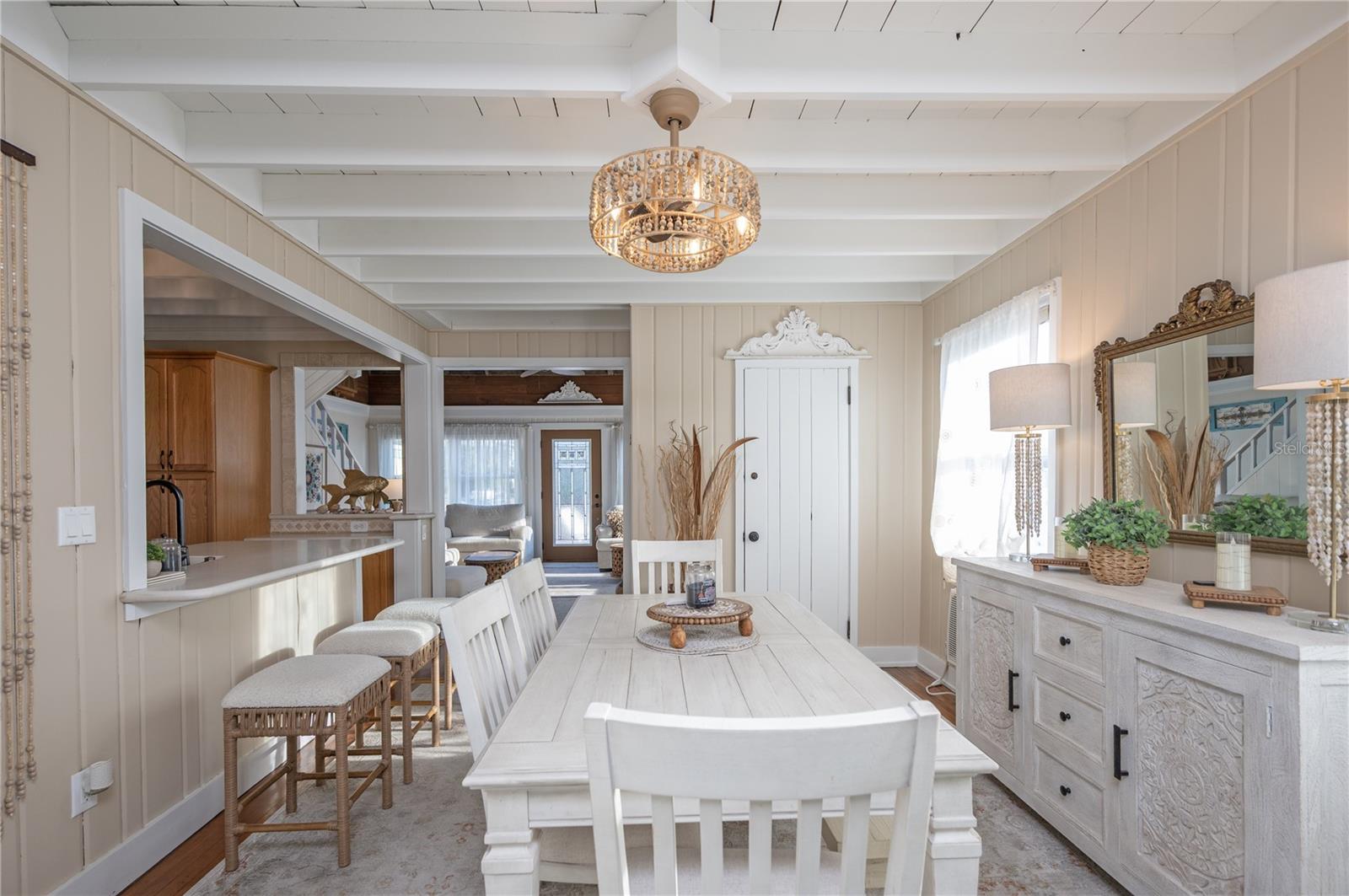 BENNETT BEACH - Residential