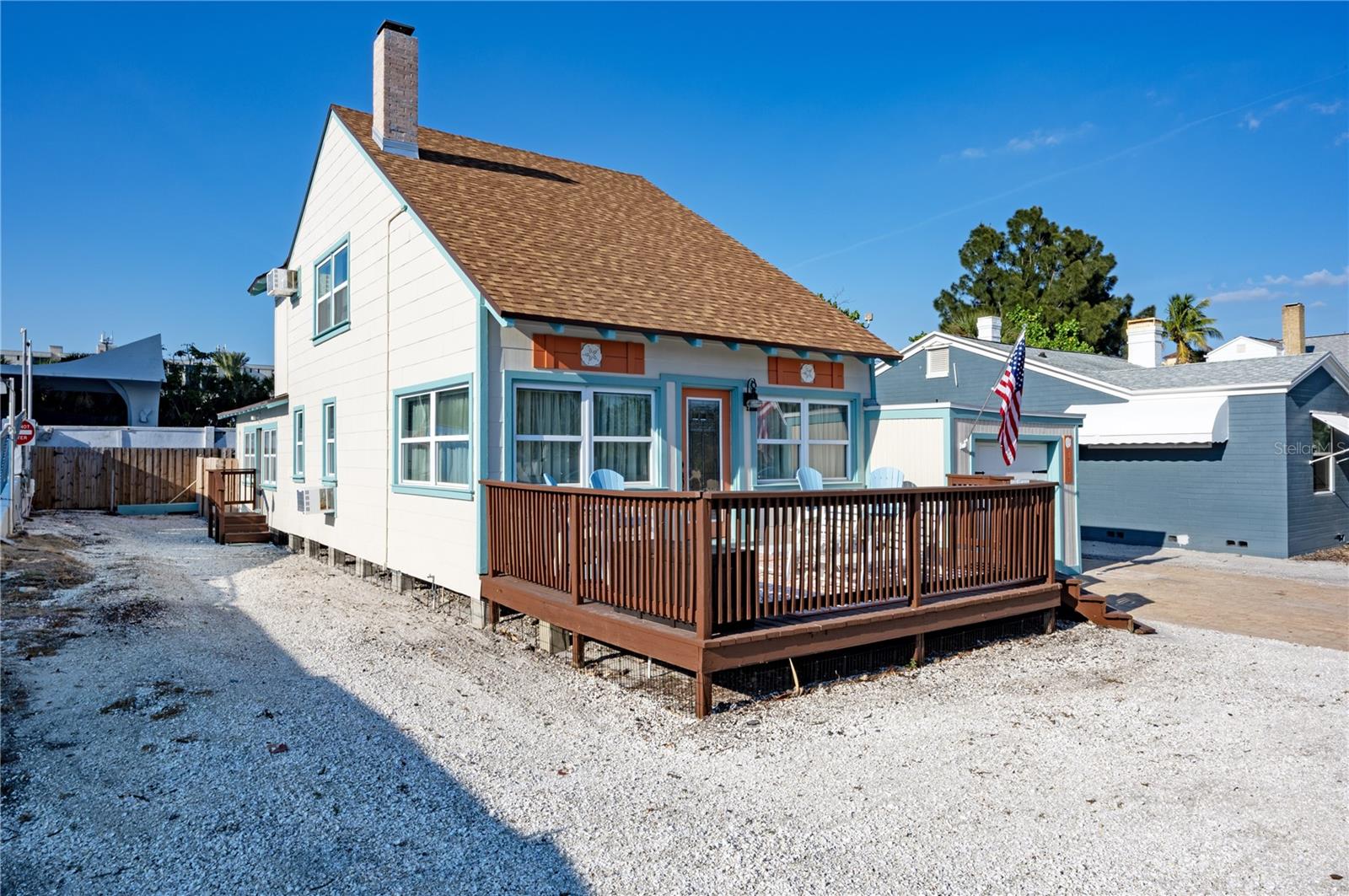 BENNETT BEACH - Residential