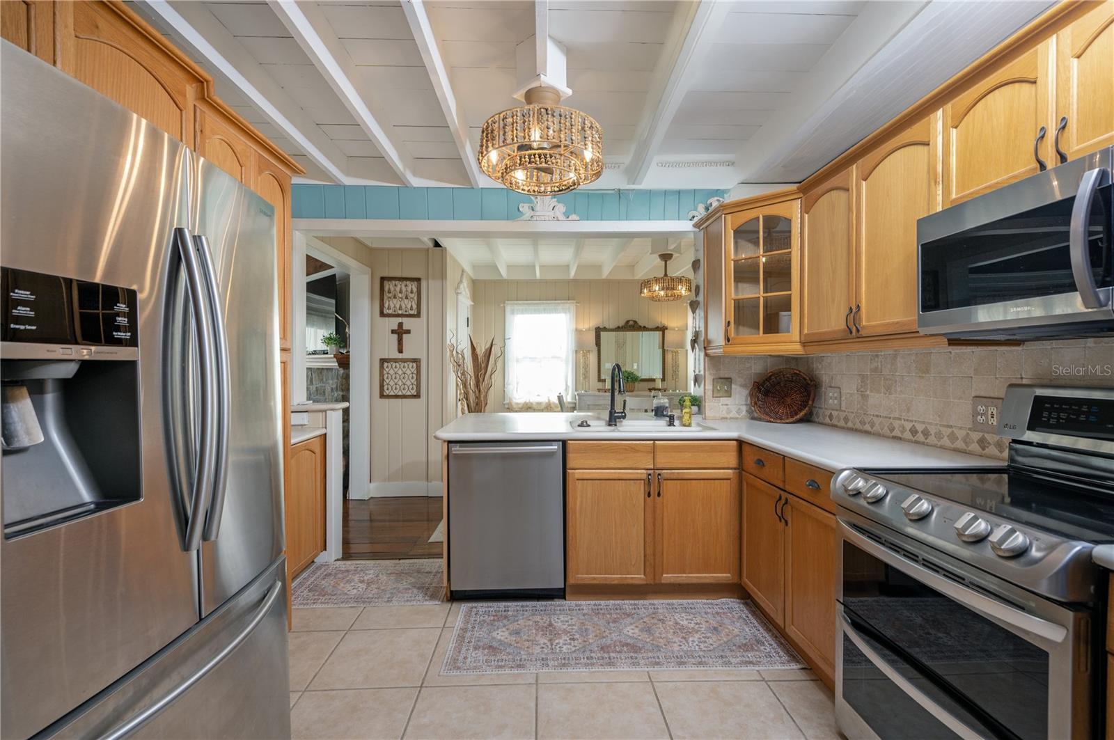 BENNETT BEACH - Residential