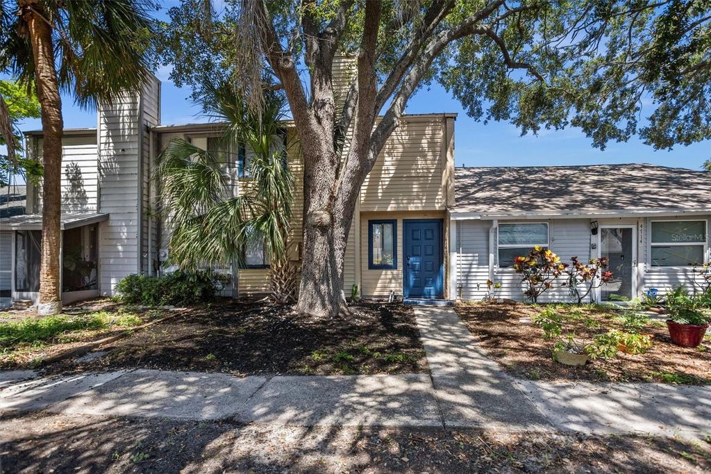 Photo of 4712 Stonepointe Place, Tampa, FL 33634 (MLS # W7871396)