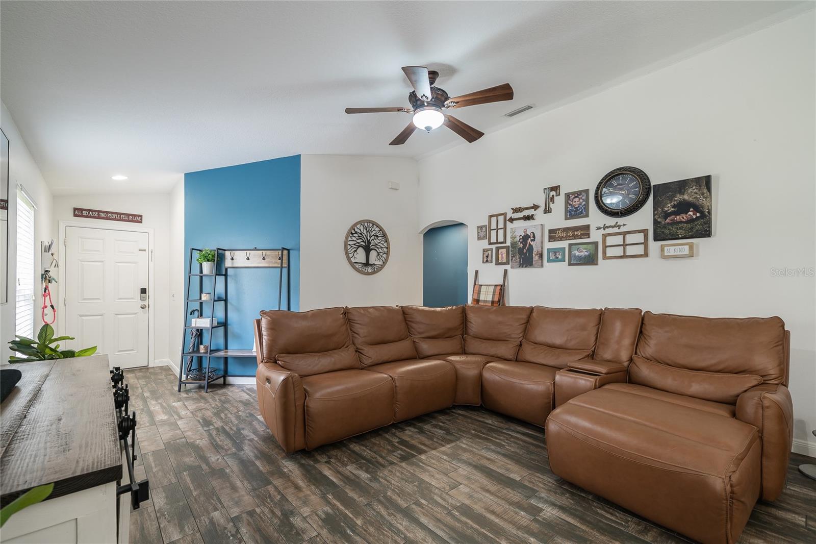 COUNTRY WALK INCREMENT A - Residential