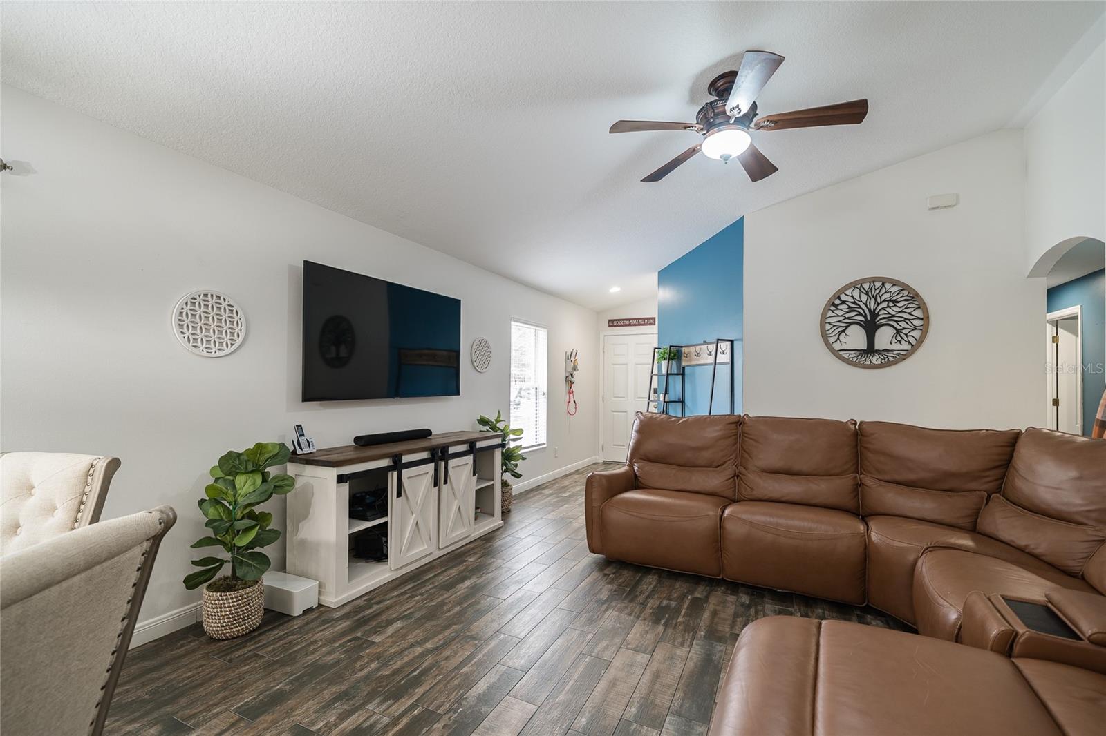 COUNTRY WALK INCREMENT A - Residential