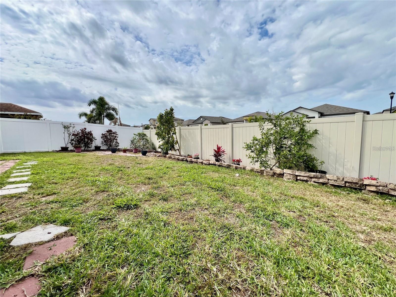 BAHIA LAKES PH 3 - Residential