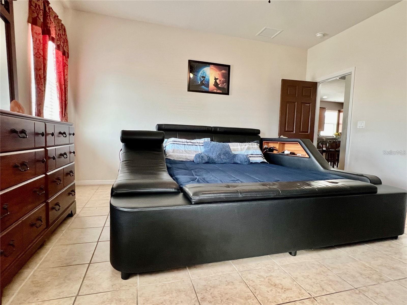 BAHIA LAKES PH 3 - Residential