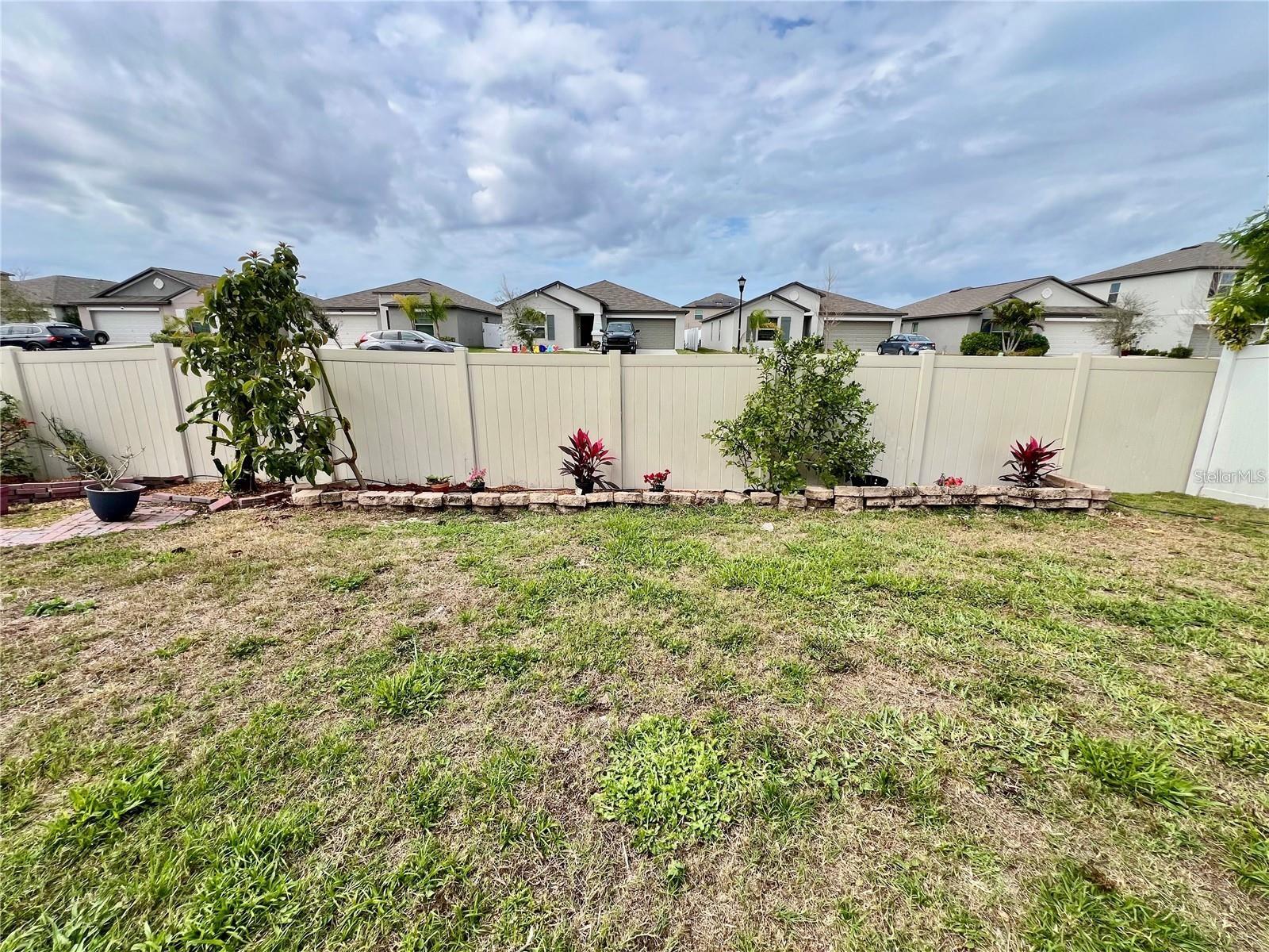 BAHIA LAKES PH 3 - Residential