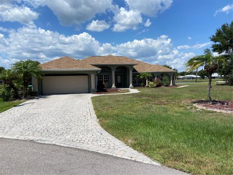 A home in PUNTA GORDA