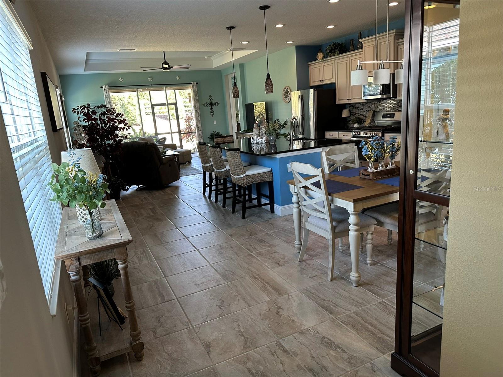 CANOE CREEK - Residential