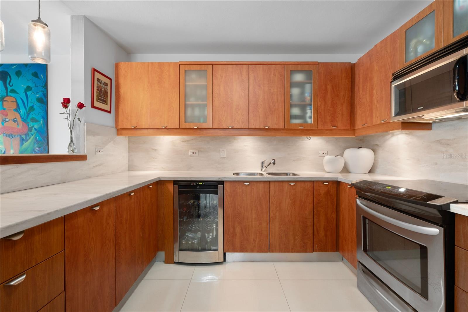COND. PARQUE DE LOYOLA - Residential Lease