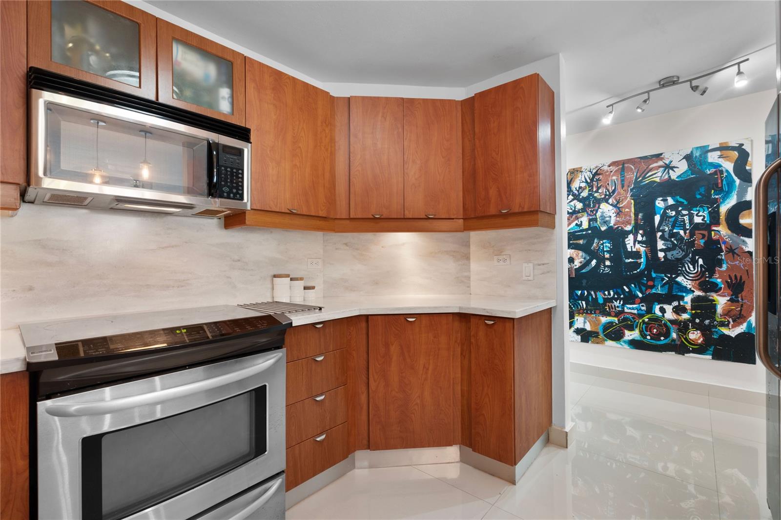COND. PARQUE DE LOYOLA - Residential Lease