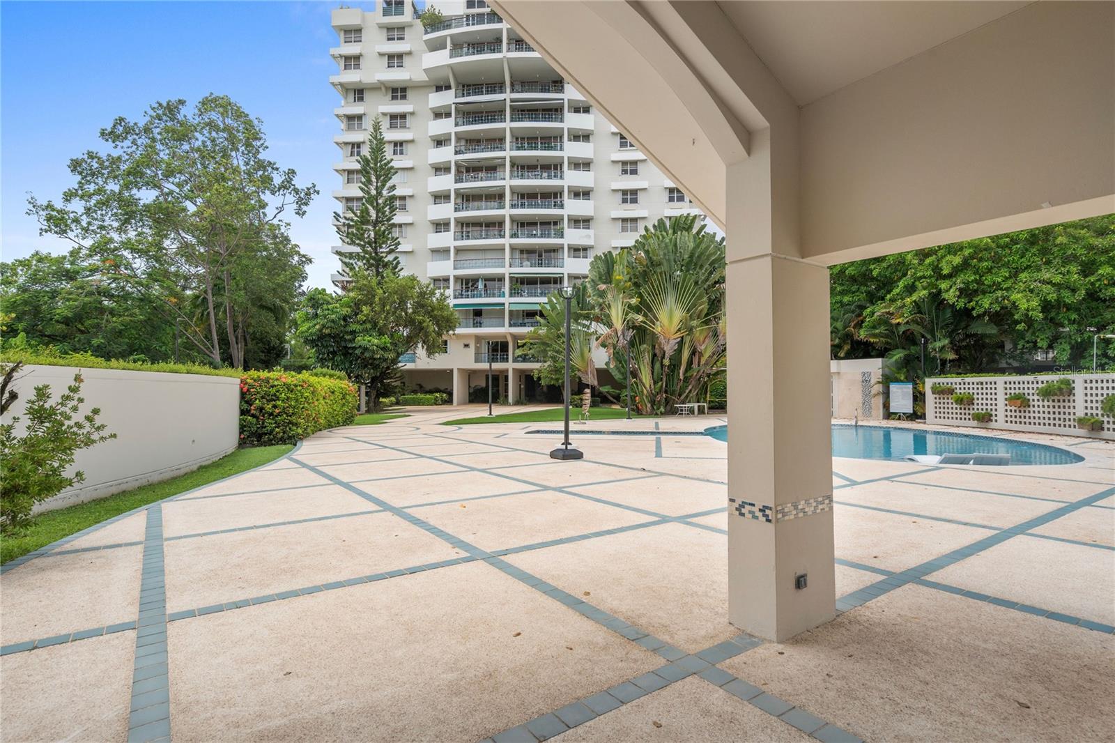 COND. PARQUE DE LOYOLA - Residential Lease