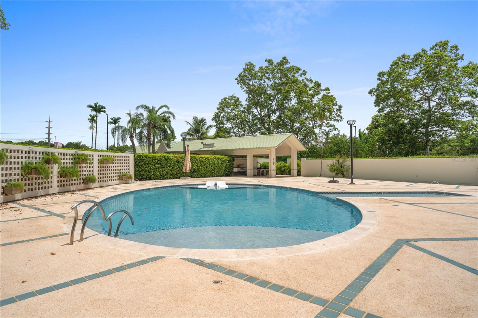 COND. PARQUE DE LOYOLA - Residential Lease