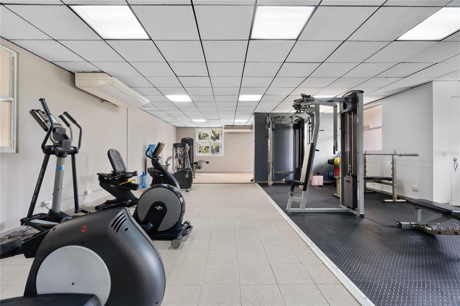 COND. PARQUE DE LOYOLA - Residential Lease