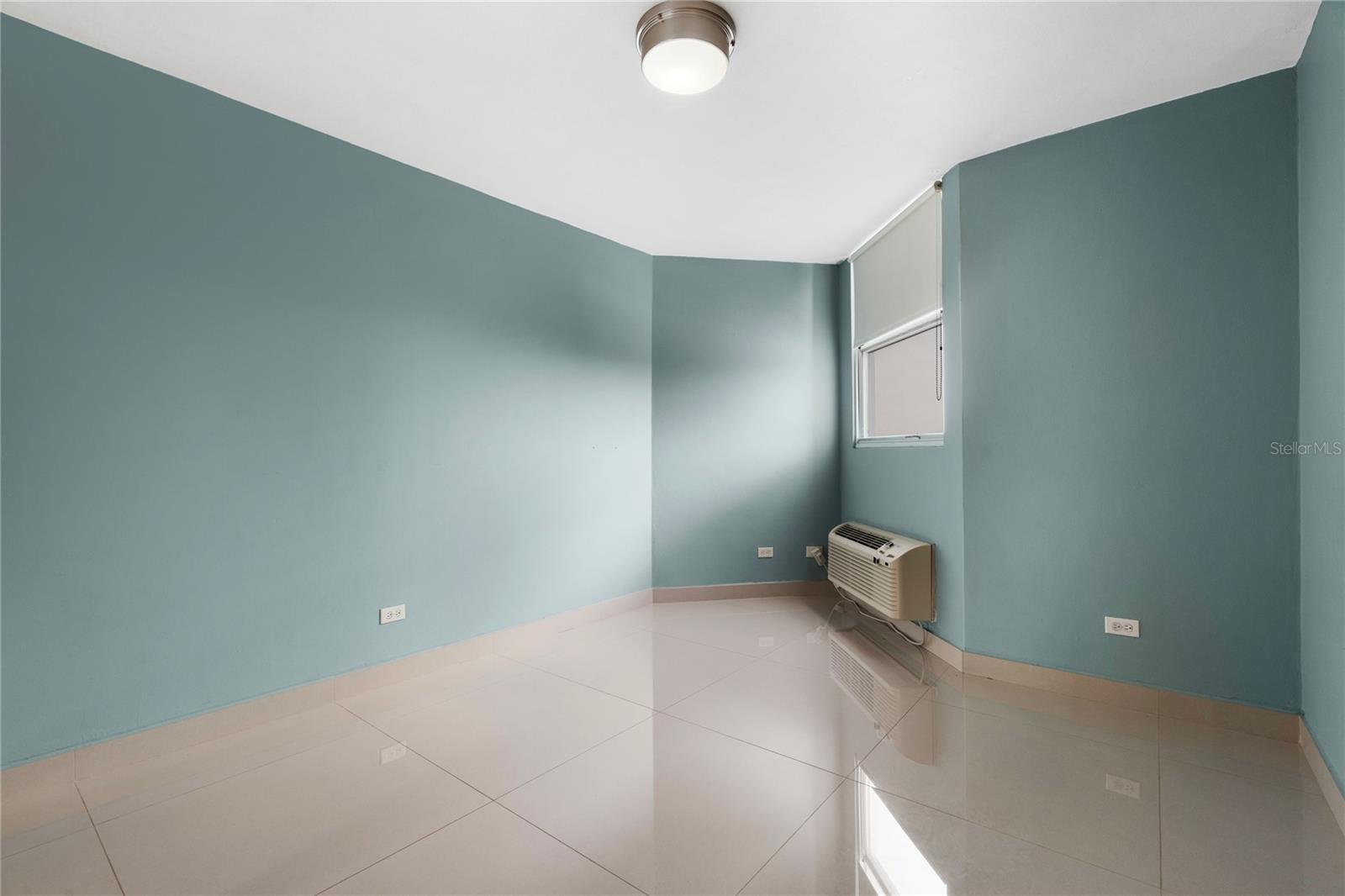 COND. PARQUE DE LOYOLA - Residential Lease