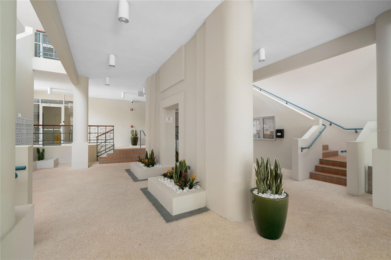 COND. PARQUE DE LOYOLA - Residential Lease