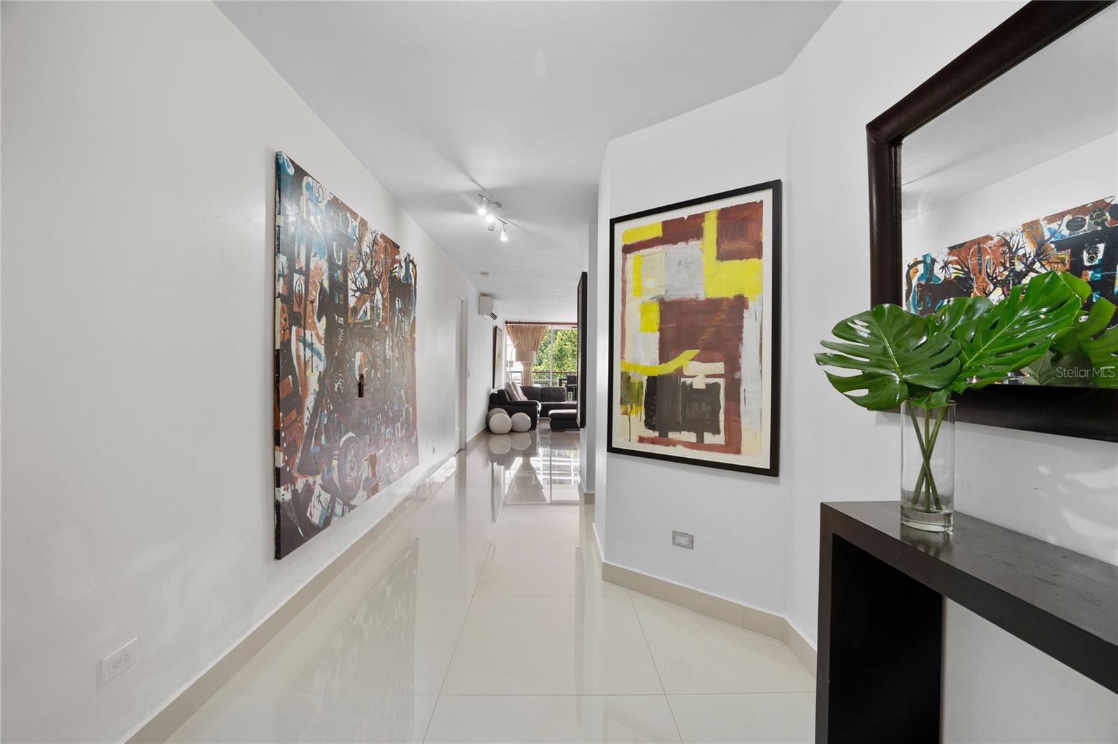 COND. PARQUE DE LOYOLA - Residential Lease